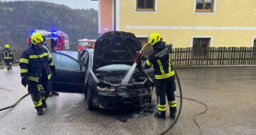 B2-Fahrzeugbrand